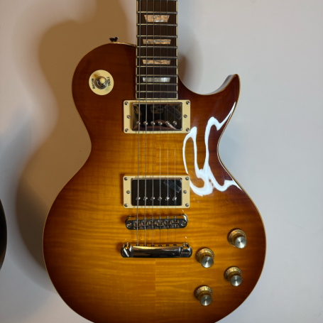 Les Paul fitted with Remedy Pickups Peter Green–style humbuckers wired out of phase